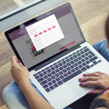 rezerwacja konsultacji online na laptopie