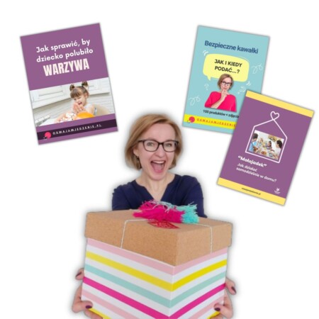 Marta z prezentem, z którego wyskakują darmowe e-booki